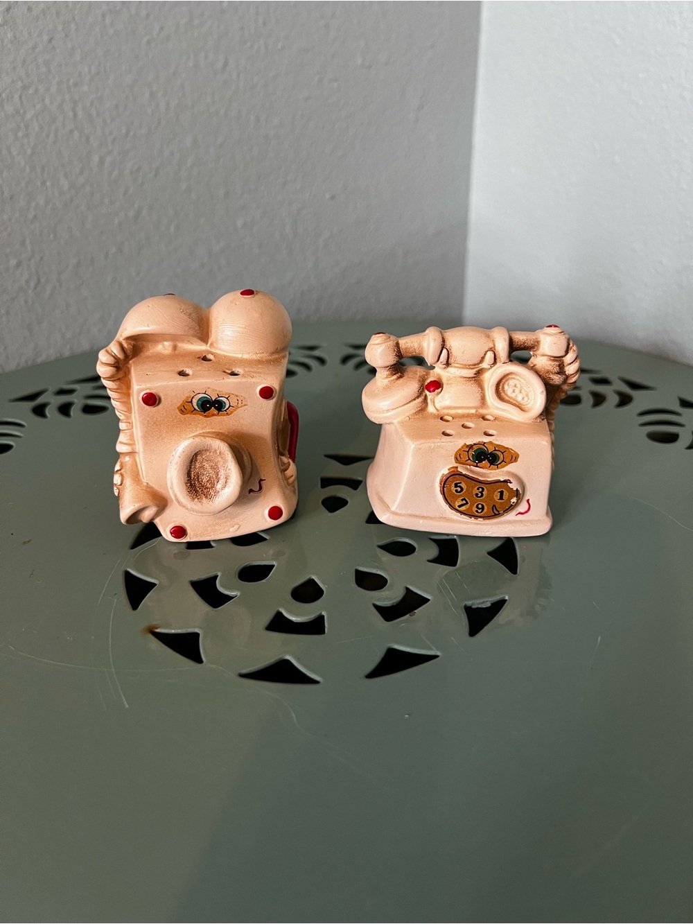 Vintage Anthropomorphic Telephone Salt & Pepper Shakers Japan